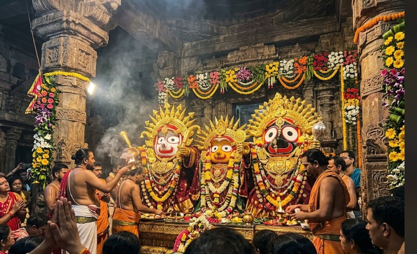 Puri Srimandir To Witness Grand &lsquo;Raja Besha&rsquo; Of Lord Jagannath And Siblings On Vijayadashami